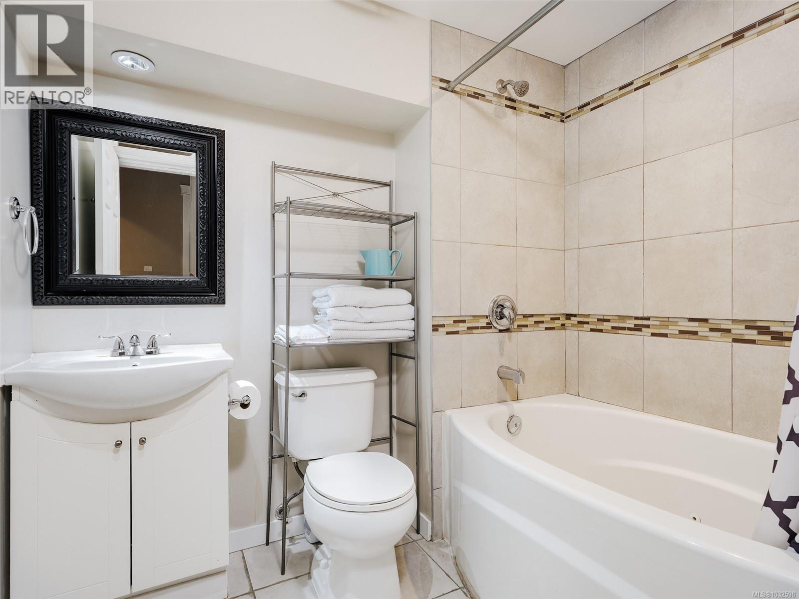 632 Lambie Dr, Saanich, British Columbia  V8Z 2L8 - Photo 19 - 1032598