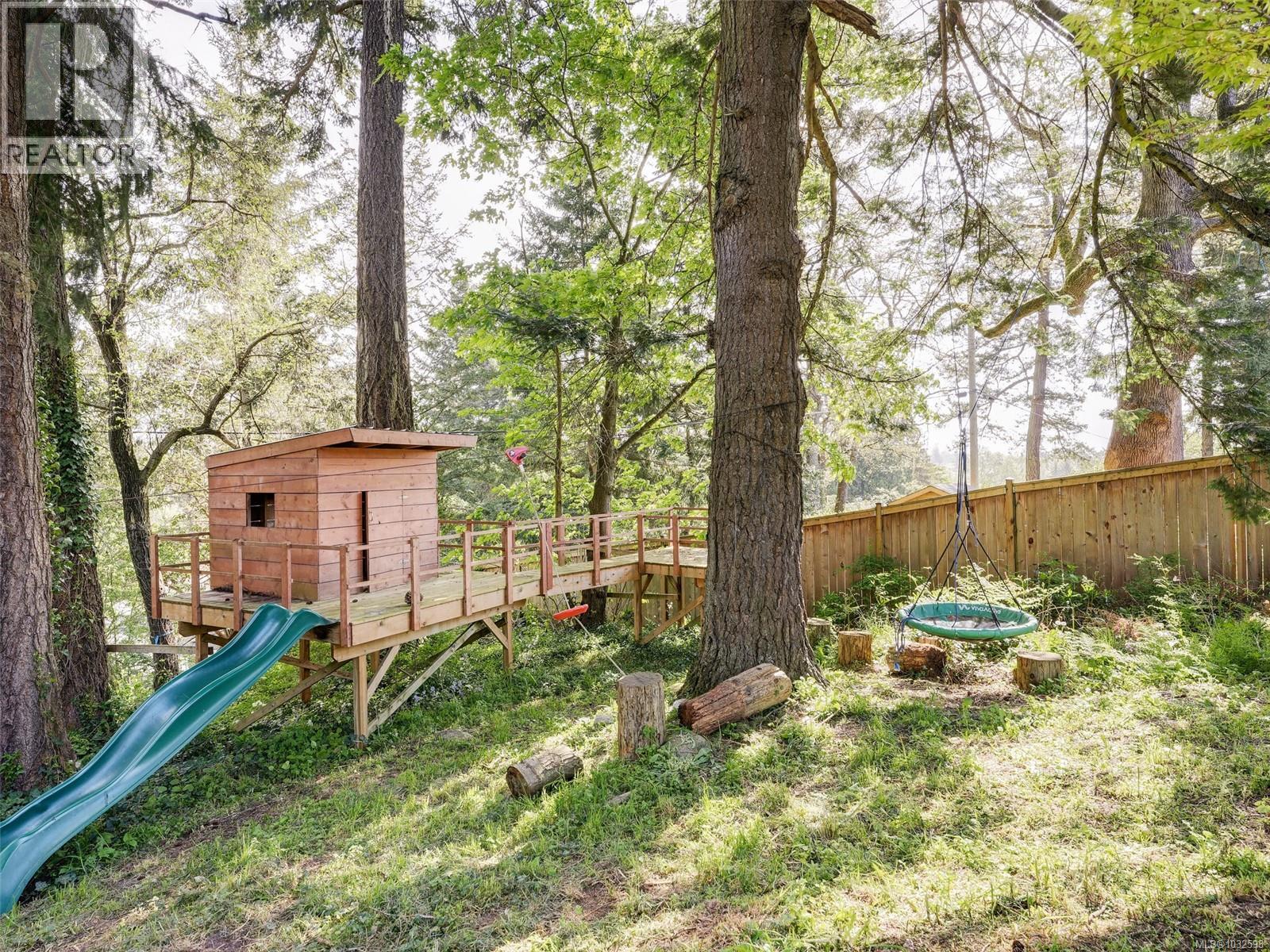 632 Lambie Dr, Saanich, British Columbia  V8Z 2L8 - Photo 24 - 1032598