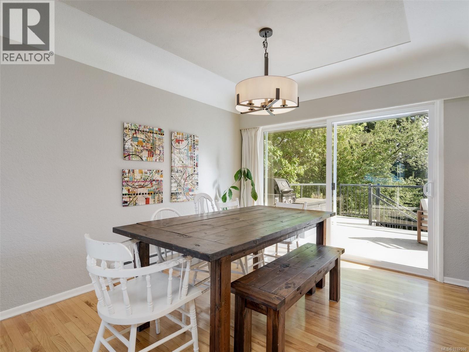 632 Lambie Dr, Saanich, British Columbia  V8Z 2L8 - Photo 5 - 1032598