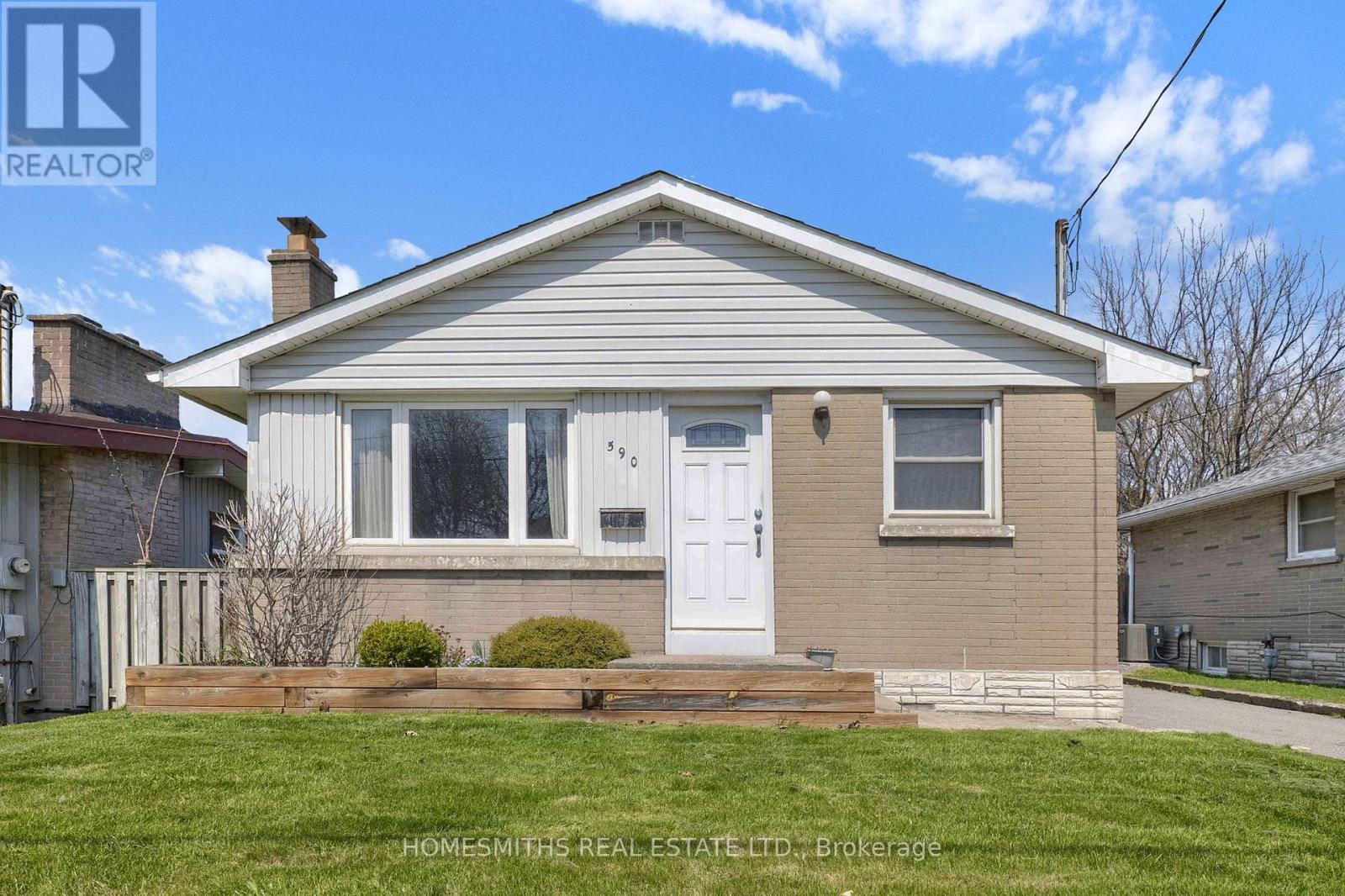 590 Olive Avenue, Oshawa, Ontario  L1H 2R5 - Photo 1 - E13051140