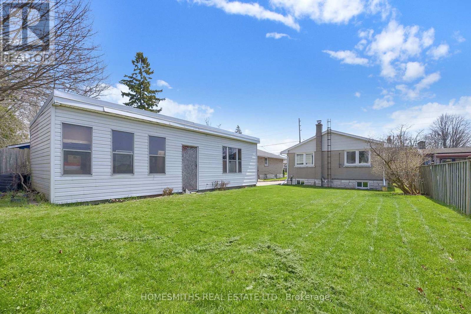 590 Olive Avenue, Oshawa, Ontario  L1H 2R5 - Photo 7 - E13051140