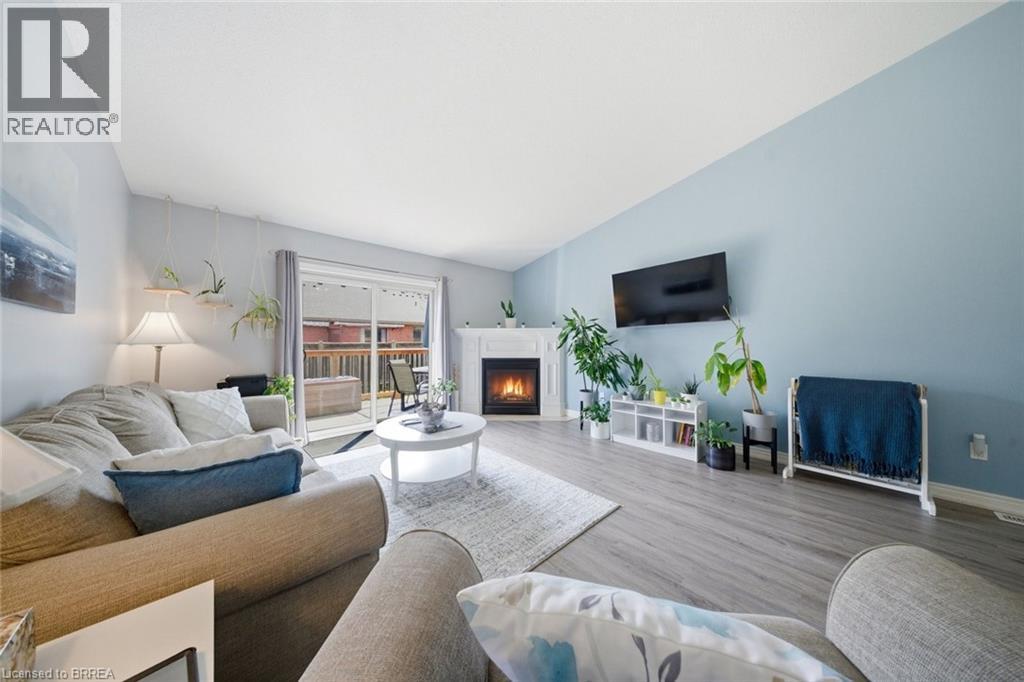 385 Park Road N Unit# 10, Brantford, Ontario  N3R 0A1 - Photo 4 - 40818946