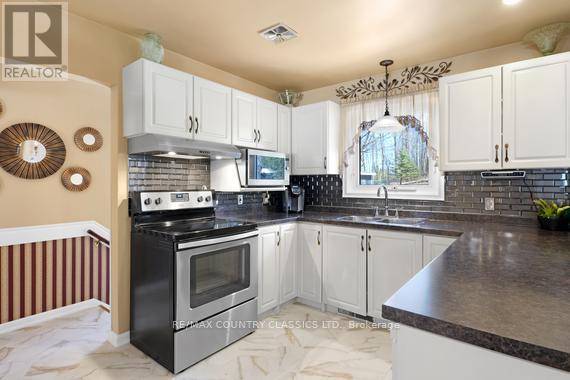 152 Bridge Street W, Bancroft, Ontario  K0L 1C0 - Photo 9 - X13051092