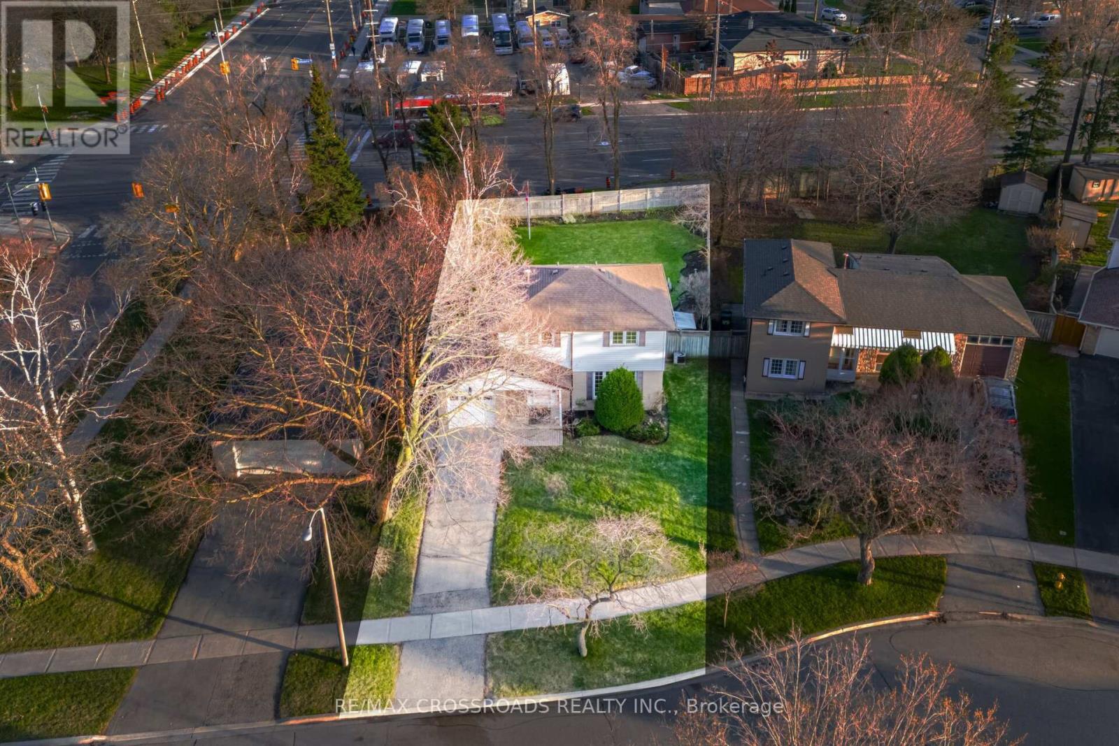 19 Portico Drive, Toronto, Ontario  M1G 3R4 - Photo 9 - E13033614