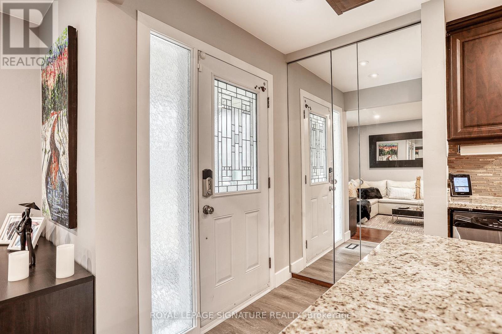 270 Roywood Drive, Toronto, Ontario  M3A 2E6 - Photo 4 - C12832636