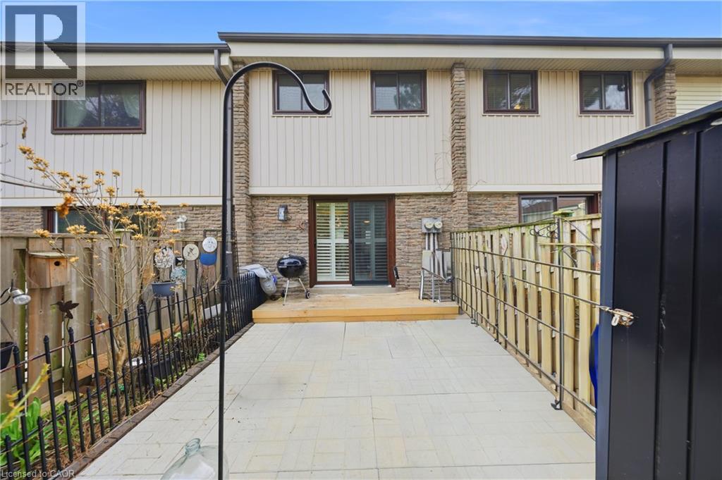 2779 Gananoque Drive Unit# 40, Mississauga, Ontario  L5N 2E4 - Photo 32 - 40821889