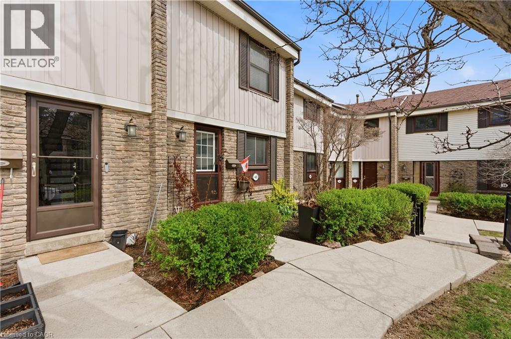 2779 Gananoque Drive Unit# 40, Mississauga, Ontario  L5N 2E4 - Photo 4 - 40821889