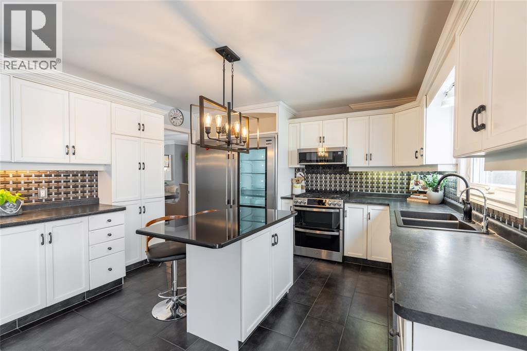 3024 Maidstone Crescent, Sarnia, Ontario  N0N 1C0 - Photo 11 - 26009343