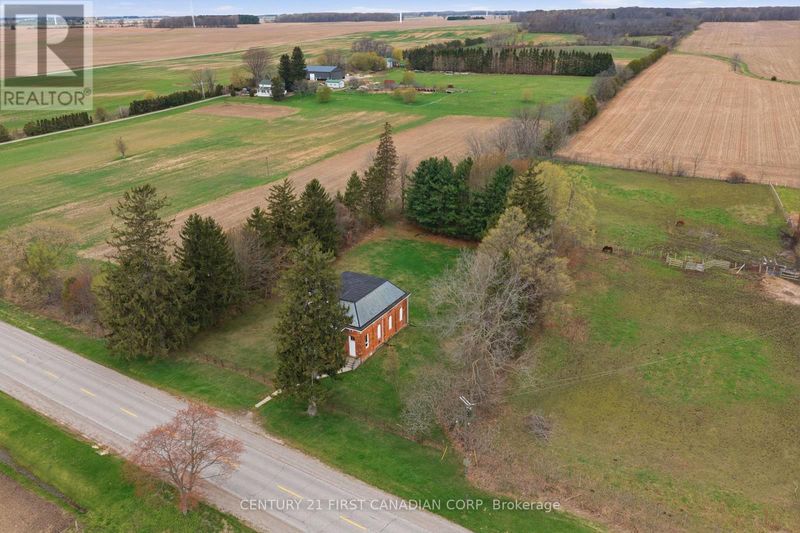 14303 Talbot Trail, Chatham-Kent, Ontario  N0P 2C0 - Photo 10 - X13051096