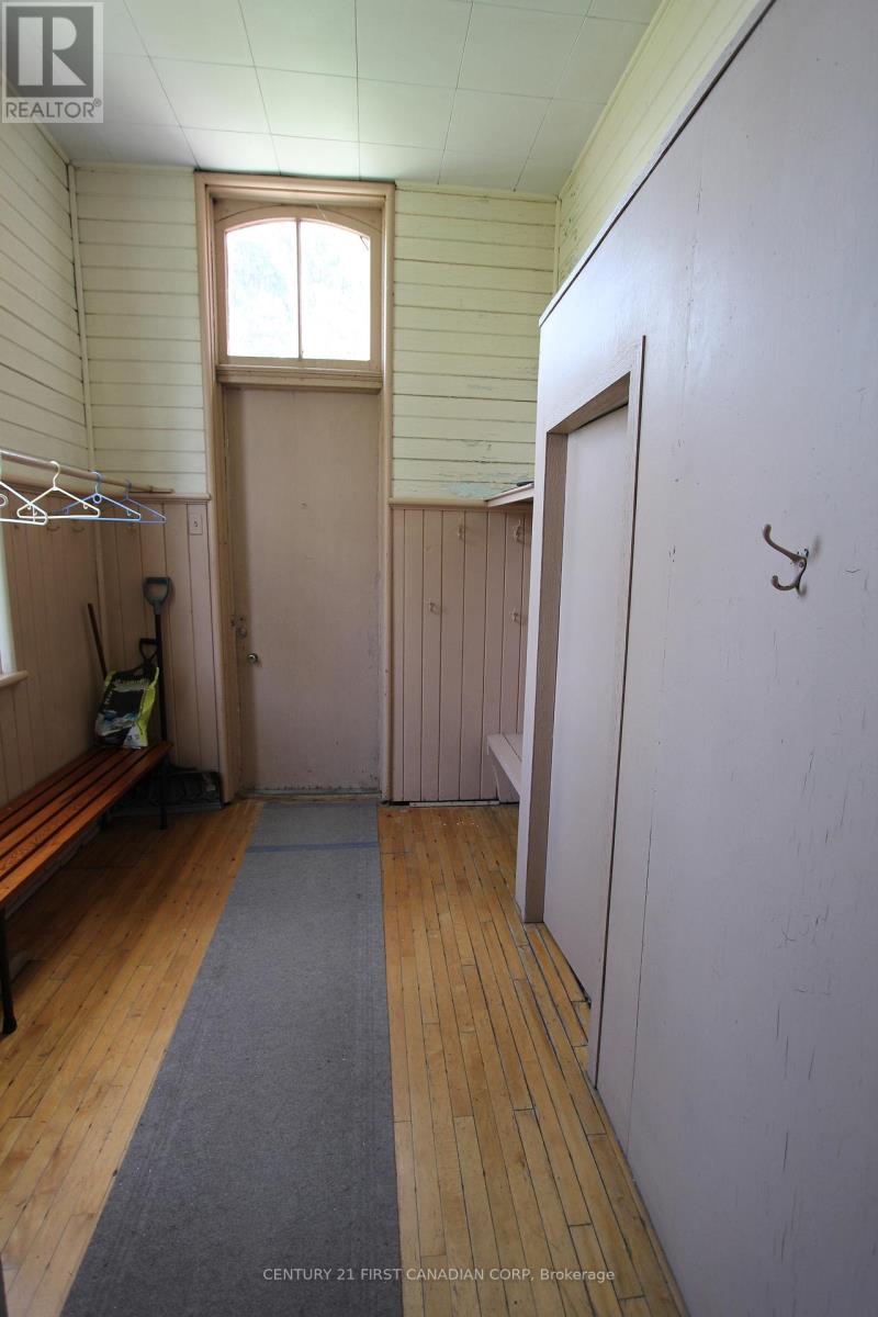 14303 Talbot Trail, Chatham-Kent, Ontario  N0P 2C0 - Photo 26 - X13051096