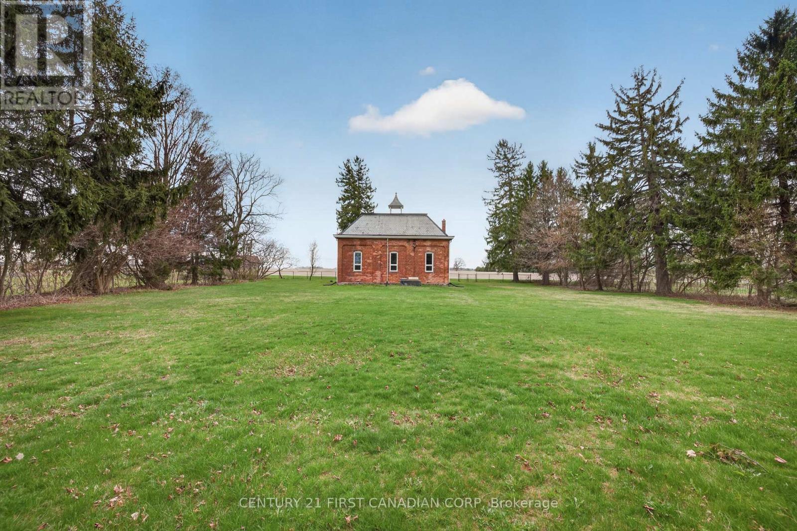 14303 Talbot Trail, Chatham-Kent, Ontario  N0P 2C0 - Photo 5 - X13051096