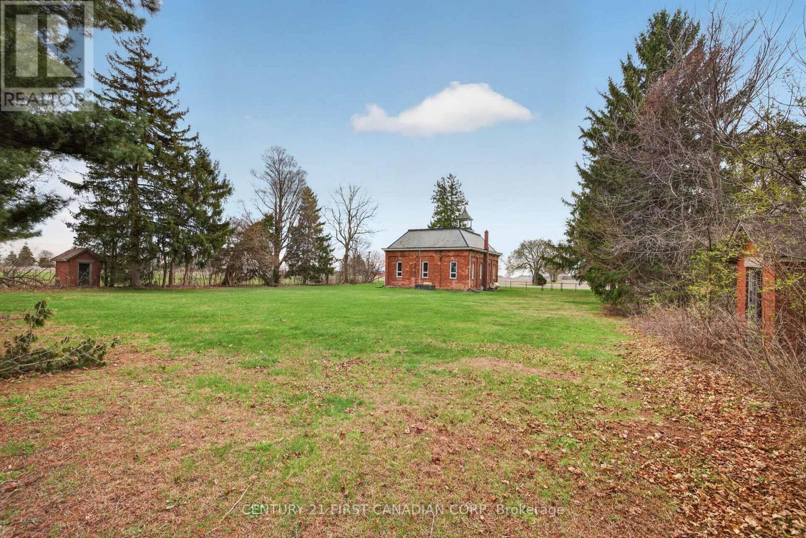 14303 Talbot Trail, Chatham-Kent, Ontario  N0P 2C0 - Photo 6 - X13051096