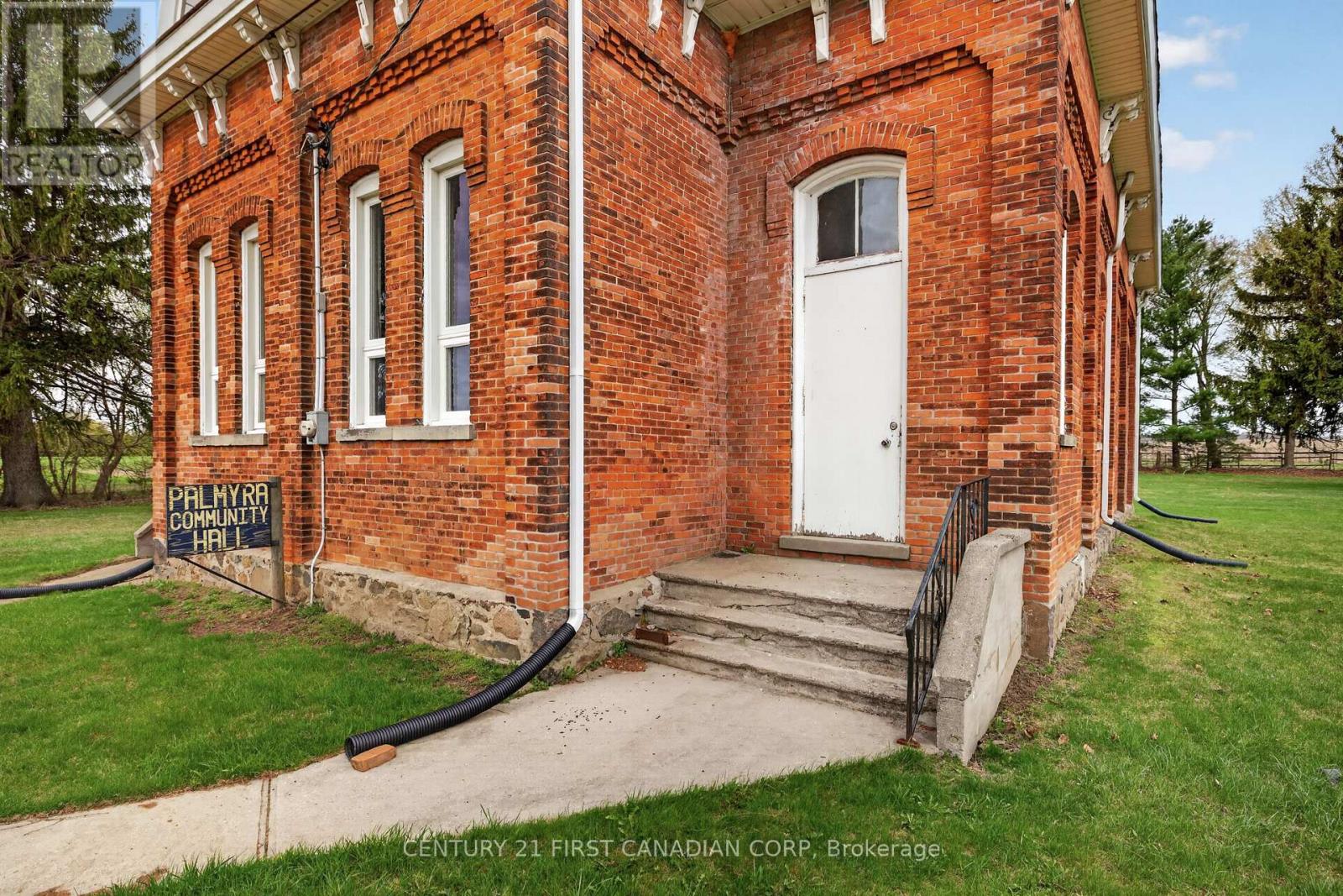 14303 Talbot Trail, Chatham-Kent, Ontario  N0P 2C0 - Photo 9 - X13051096