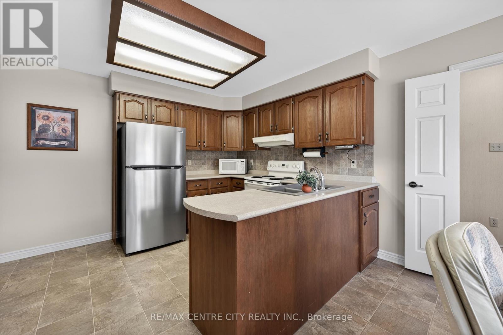 55 Pine Valley Drive, London South, Ontario  N6J 4M9 - Photo 17 - X13051180