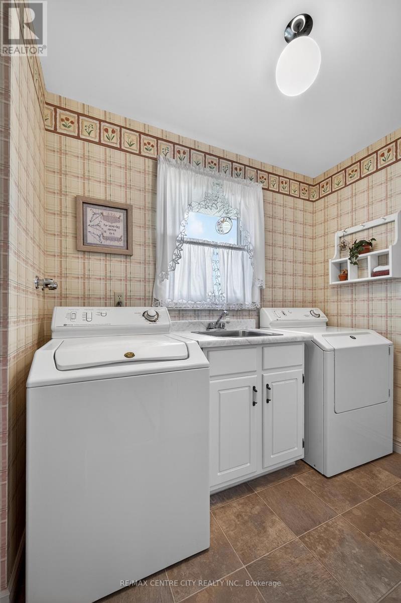 55 Pine Valley Drive, London South, Ontario  N6J 4M9 - Photo 27 - X13051180