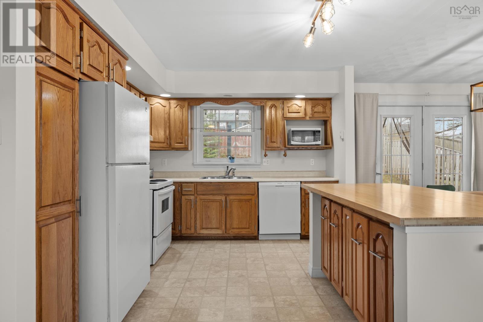 162 Sunnyvale Crescent, Lower Sackville, Nova Scotia  B4E 2S5 - Photo 12 - 202608768