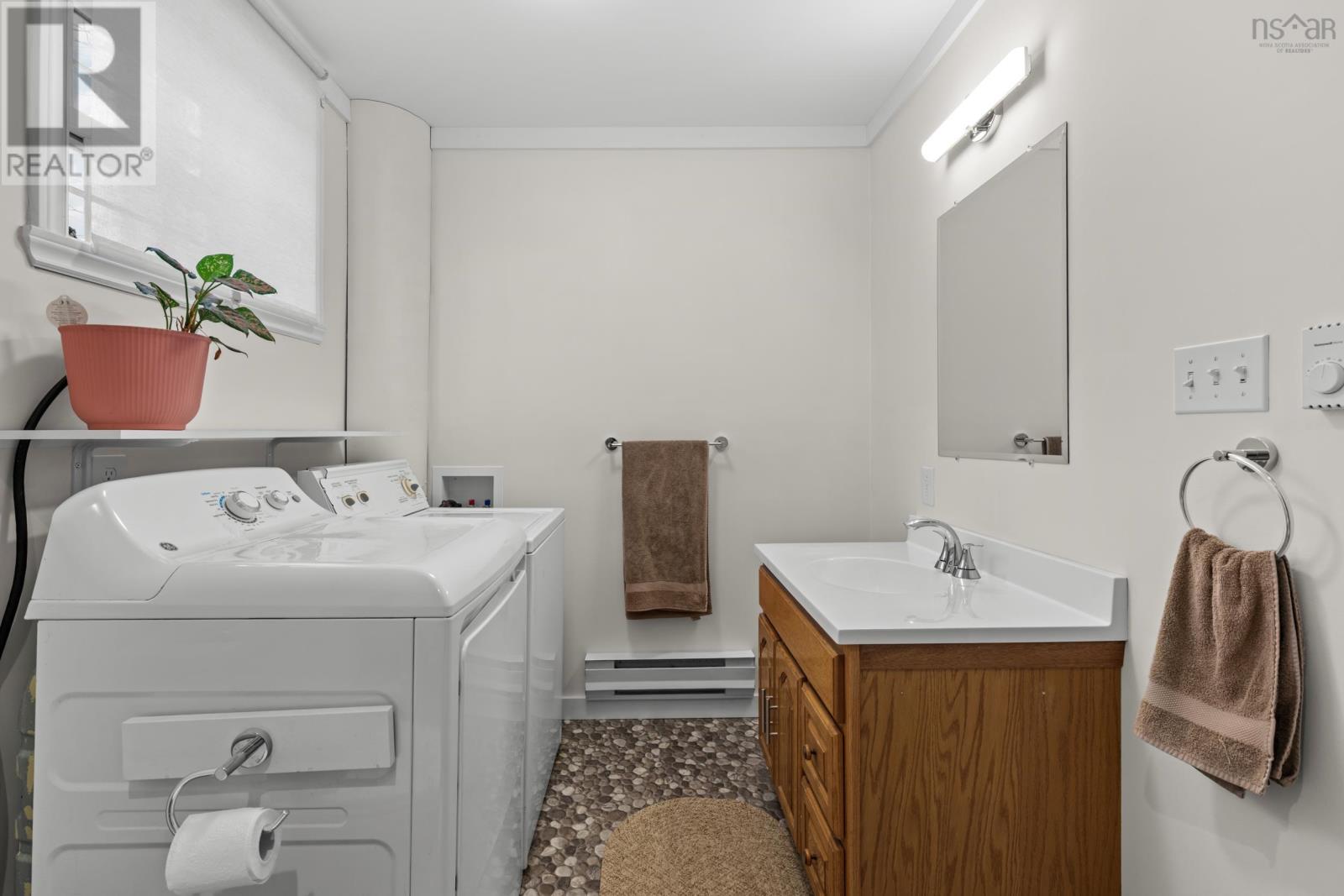 162 Sunnyvale Crescent, Lower Sackville, Nova Scotia  B4E 2S5 - Photo 30 - 202608768