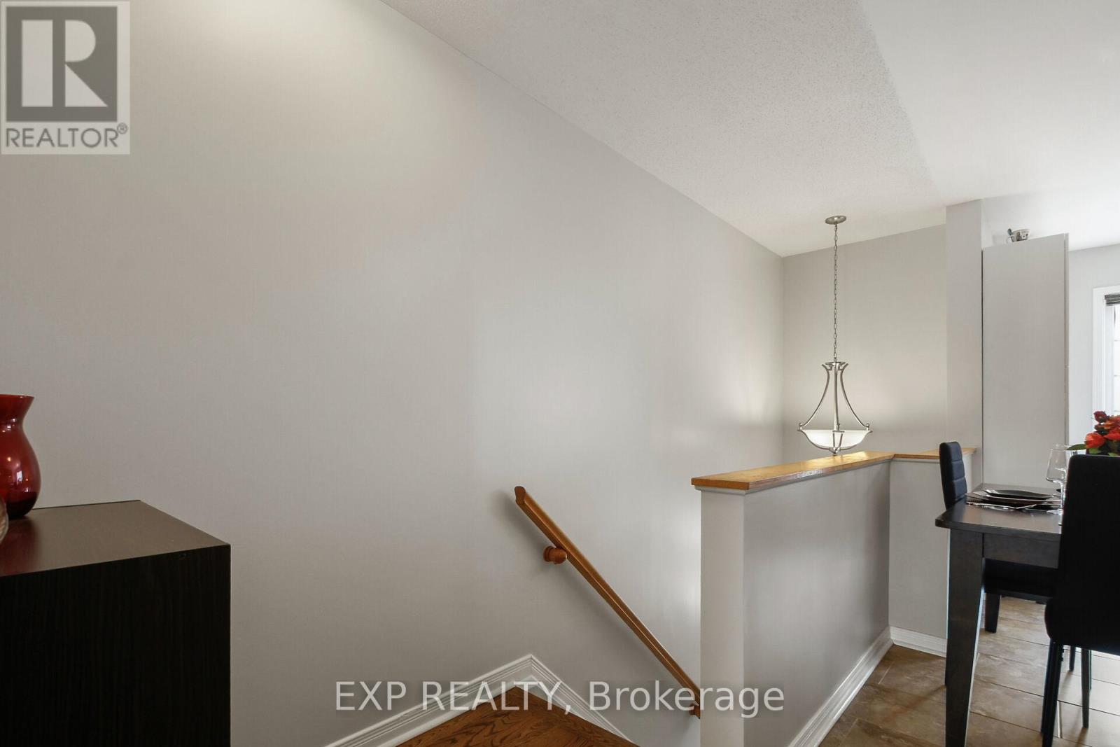 321 Wiffen Private, Ottawa, Ontario  K2H 1G3 - Photo 3 - X13051094