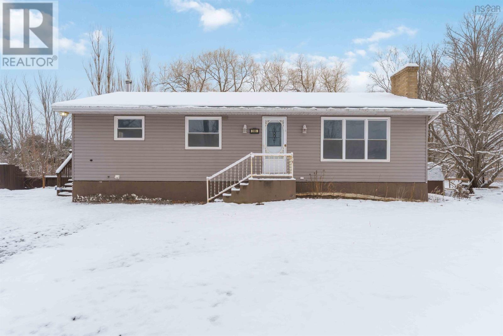 395 College Road, Windsor, Nova Scotia