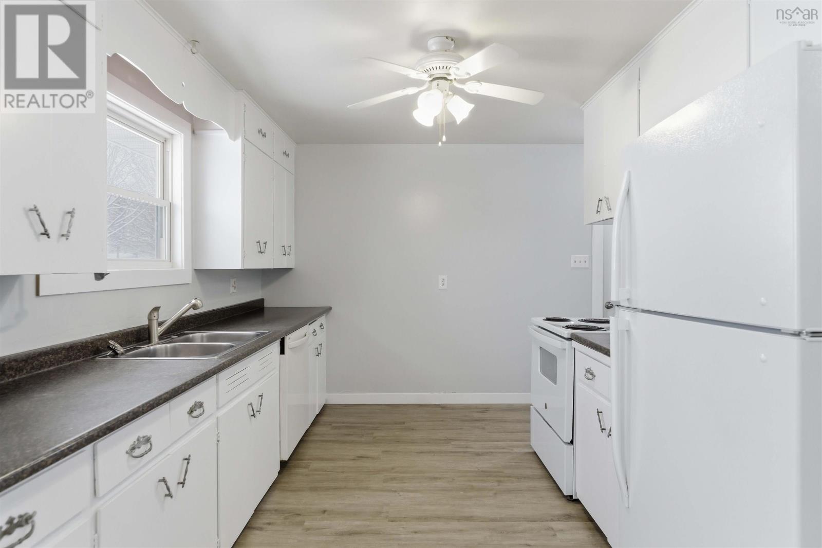 395 College Road, Windsor, Nova Scotia  B0N 2T0 - Photo 7 - 202606279
