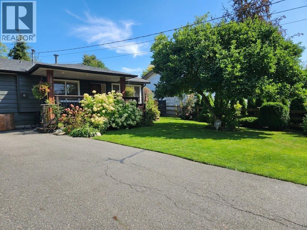 12082 261 Street, Maple Ridge, British Columbia  V2W 2A6 - Photo 3 - R3111161