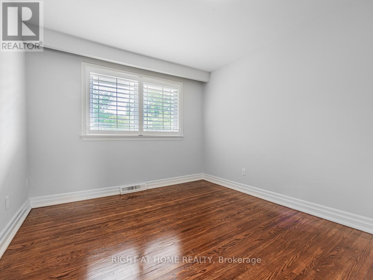 30 Hawksbury Drive, Toronto, Ontario  M2K 1M3 - Photo 14 - C13051032