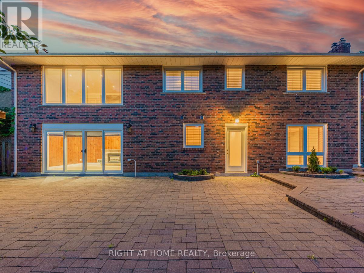 30 Hawksbury Drive, Toronto, Ontario  M2K 1M3 - Photo 23 - C13051032