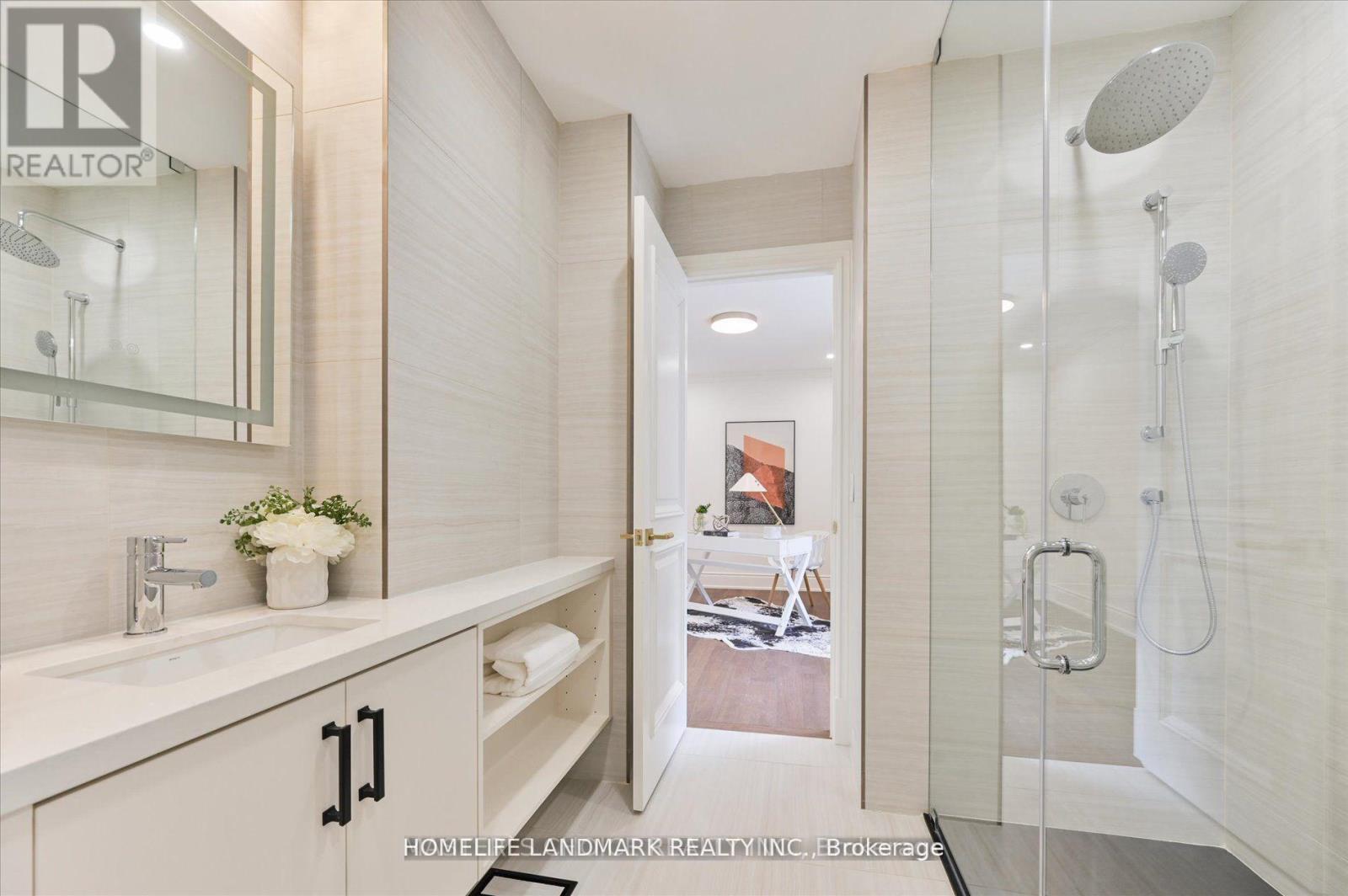 382 St Clements Avenue, Toronto, Ontario  M5N 1M1 - Photo 17 - C13051062