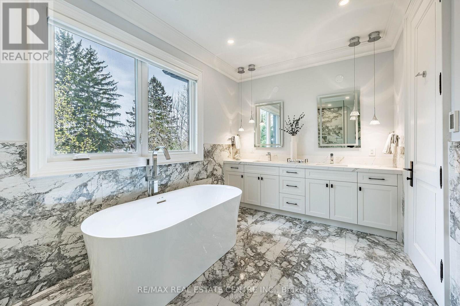 15 Montford Drive, Toronto, Ontario  M2M 3H2 - Photo 36 - C13051104