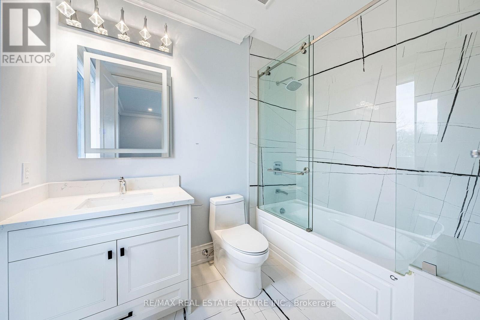 15 Montford Drive, Toronto, Ontario  M2M 3H2 - Photo 41 - C13051104