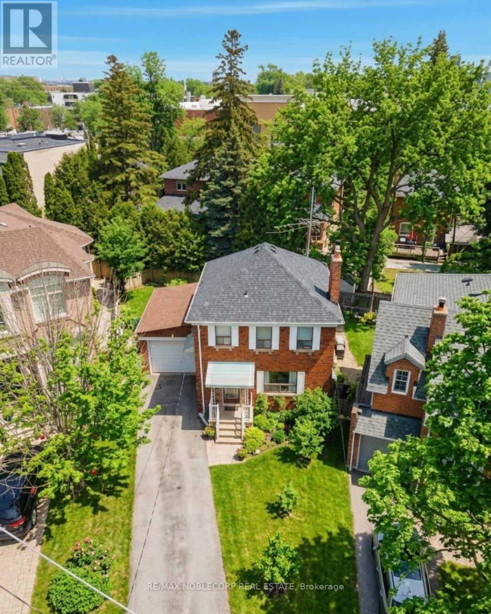 51 Glenavy Avenue, Toronto, Ontario  M4P 2T9 - Photo 4 - C13051112