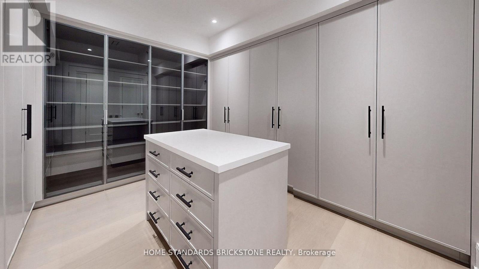 38 Elgin Avenue, Toronto, Ontario  M5R 1G6 - Photo 25 - C13051156