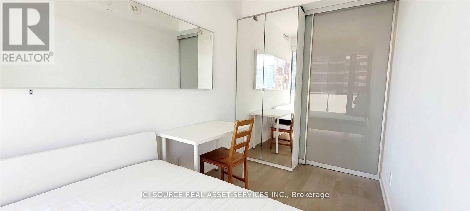 2502 - 57 St. Joseph Street, Toronto, Ontario  M5S 0C5 - Photo 13 - C13051174