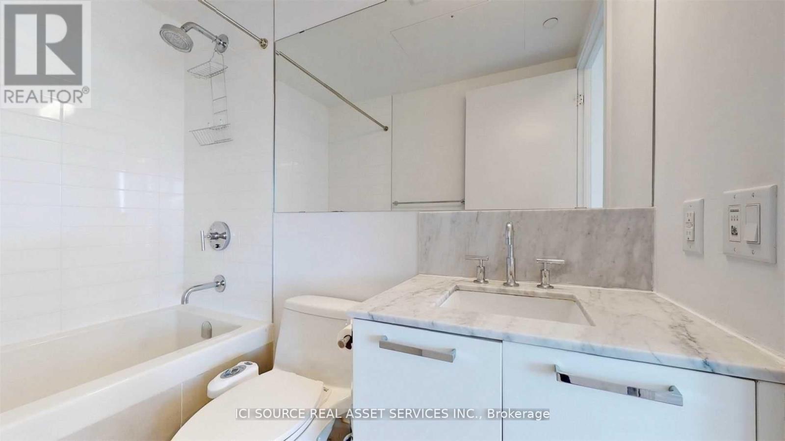 2502 - 57 St. Joseph Street, Toronto, Ontario  M5S 0C5 - Photo 14 - C13051174