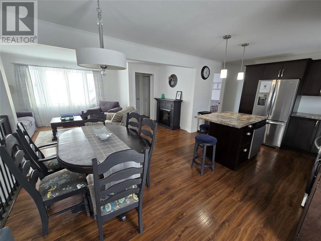 701 Mcparland Drive, Labrador City, Newfoundland & Labrador  A2V 1W1 - Photo 2 - 1296659