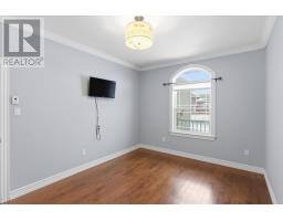 131 Harmsworth Drive