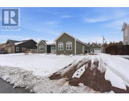 131 Harmsworth Drive