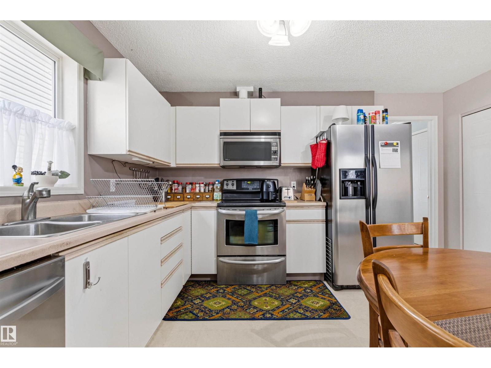 1491 Jefferys Cr Nw, Edmonton, Alberta  T6L 6T1 - Photo 7 - E4484438