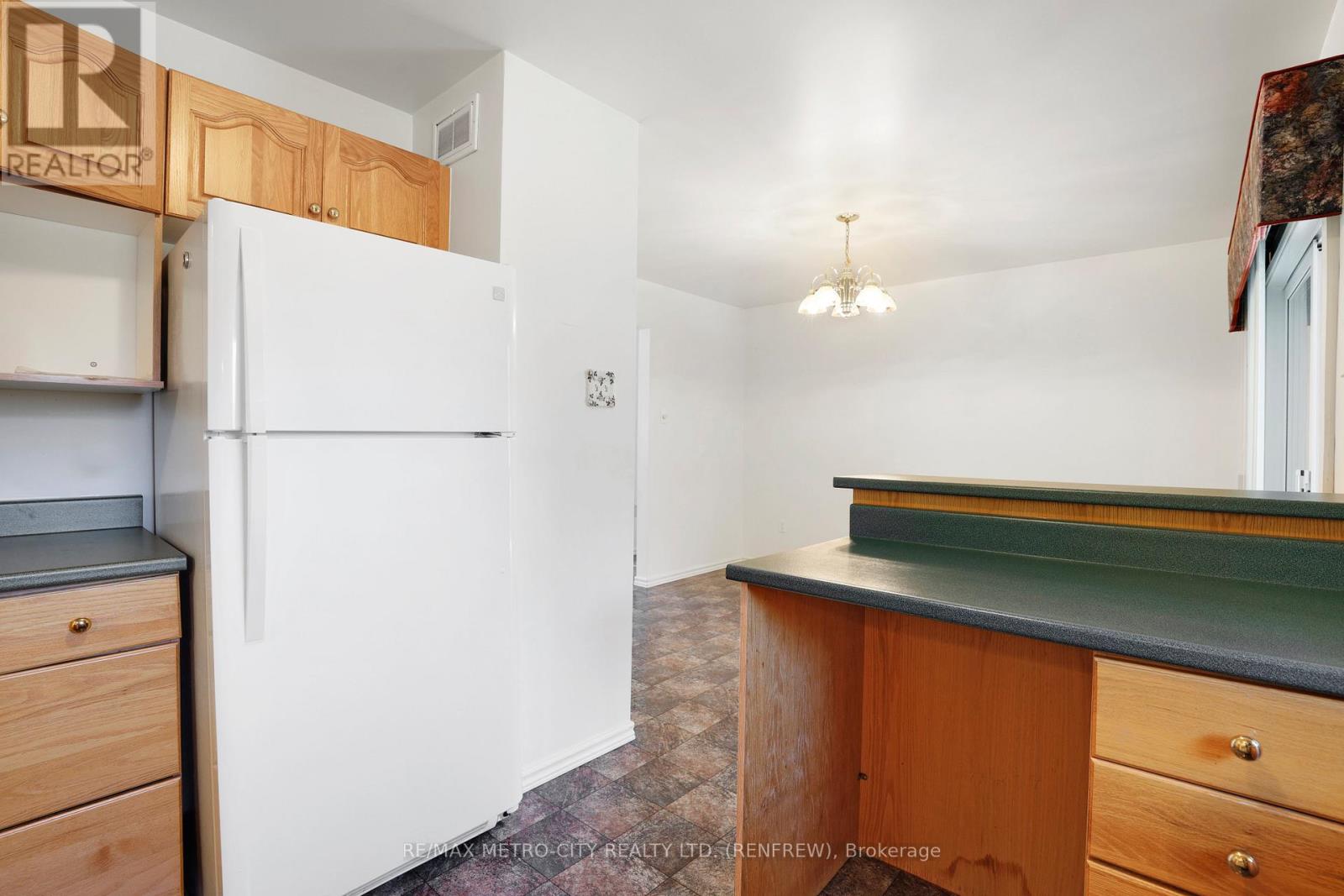 3805 Burnstown Road, Renfrew, Ontario  K7V 3Z4 - Photo 17 - X13051176