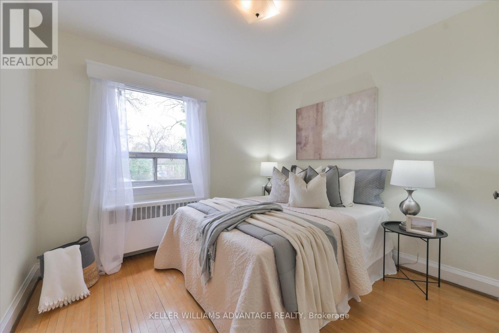 27 Innismore Crescent, Toronto, Ontario  M1R 1C8 - Photo 13 - E13051138