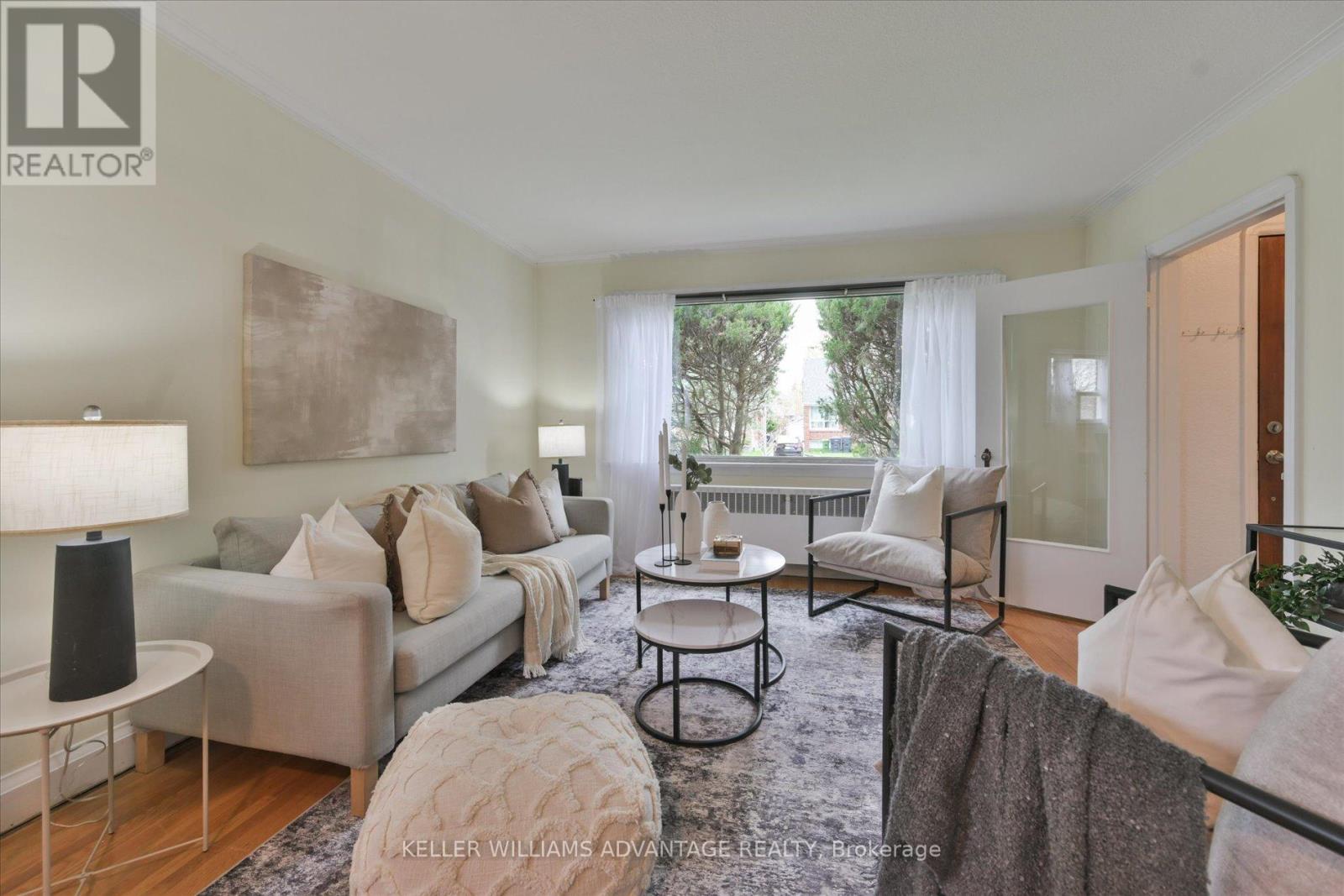 27 Innismore Crescent, Toronto, Ontario  M1R 1C8 - Photo 9 - E13051138