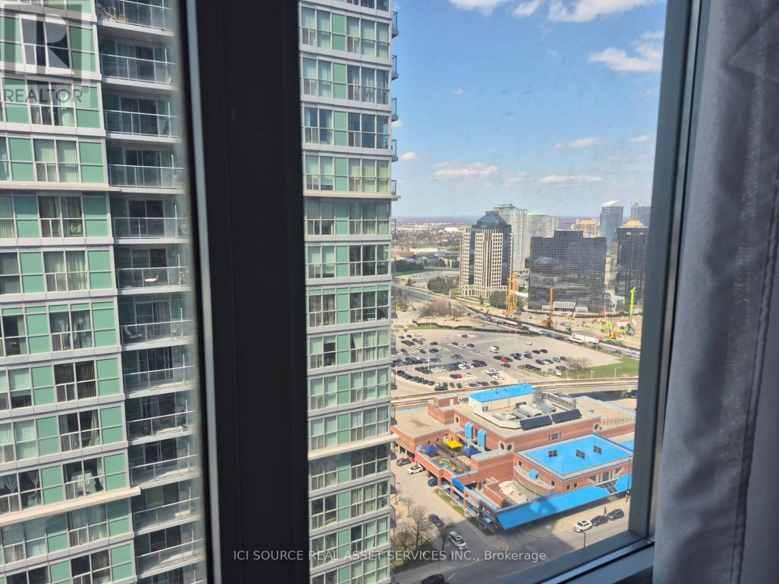 2705 - 50 Town Centre Court, Toronto, Ontario  M1P 0A9 - Photo 8 - E13051160