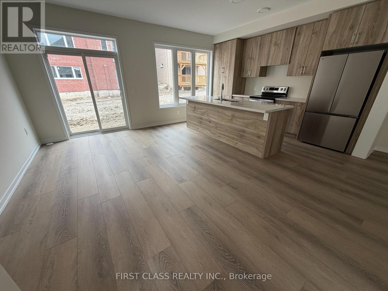 26 Helmkay Avenue, Richmond Hill, Ontario  L4E 1P4 - Photo 1 - N13051034