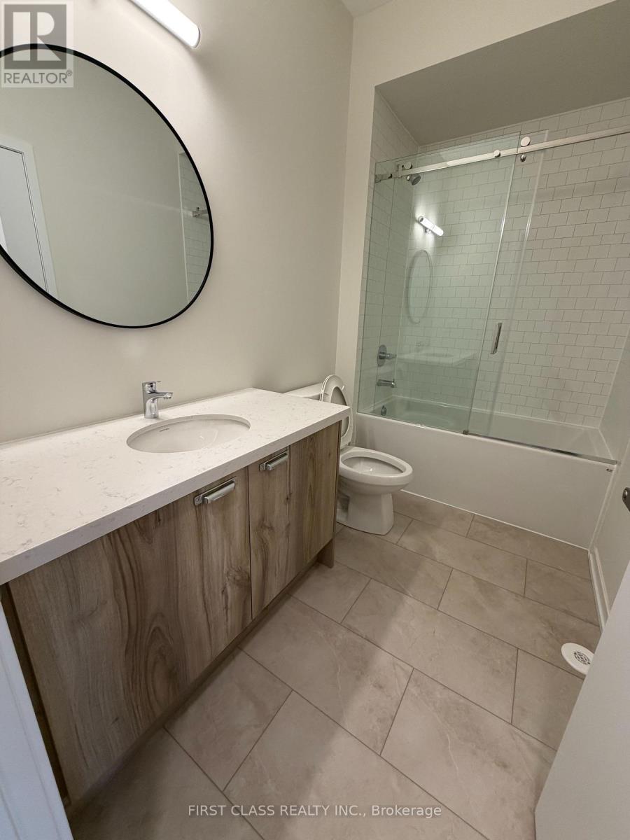 26 Helmkay Avenue, Richmond Hill, Ontario  L4E 1P4 - Photo 11 - N13051034