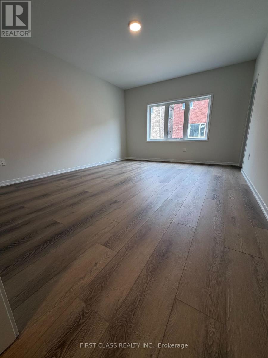 26 Helmkay Avenue, Richmond Hill, Ontario  L4E 1P4 - Photo 14 - N13051034