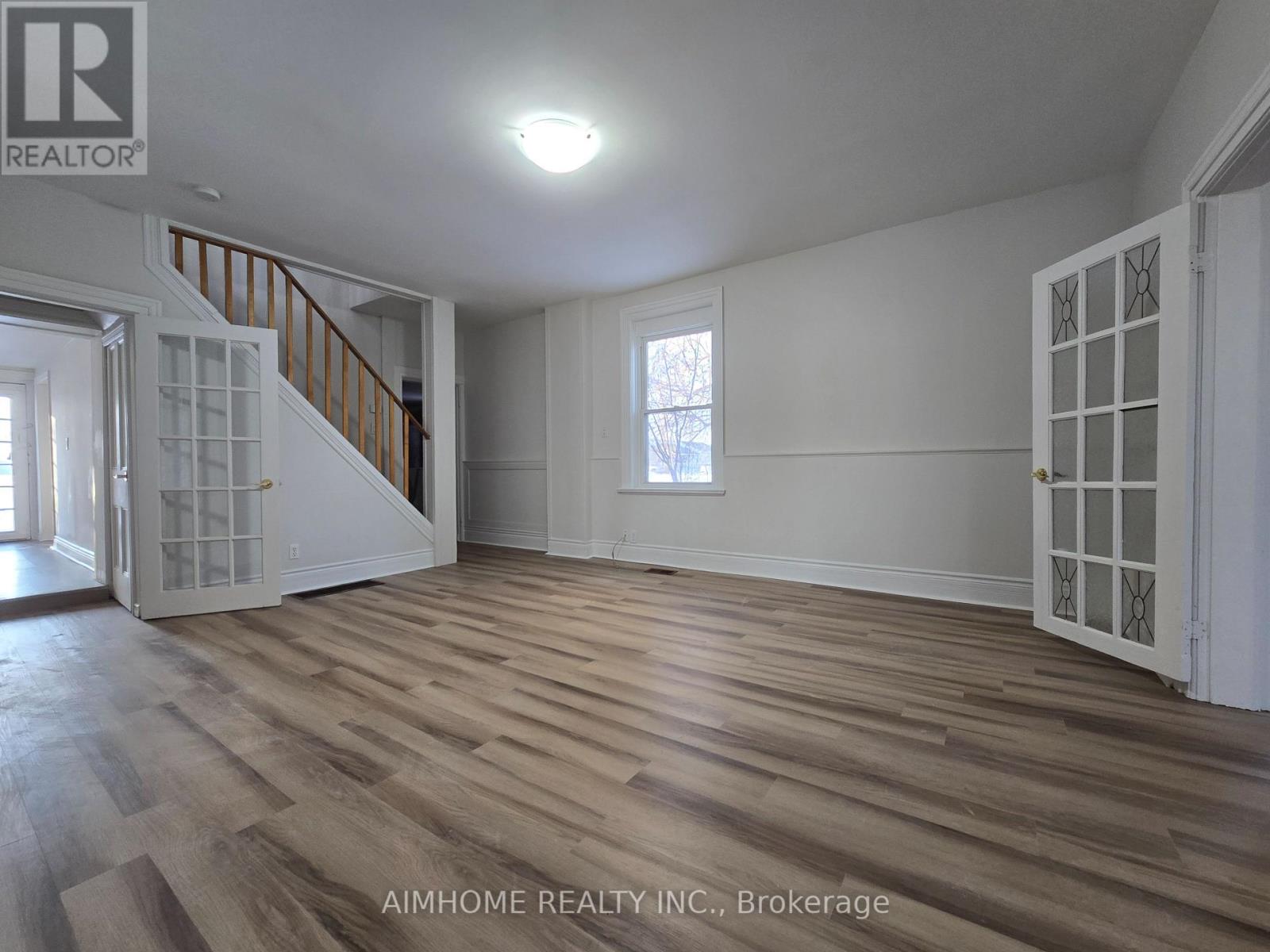 22156 Leslie Street, East Gwillimbury, Ontario  L0G 1R0 - Photo 5 - N13051040