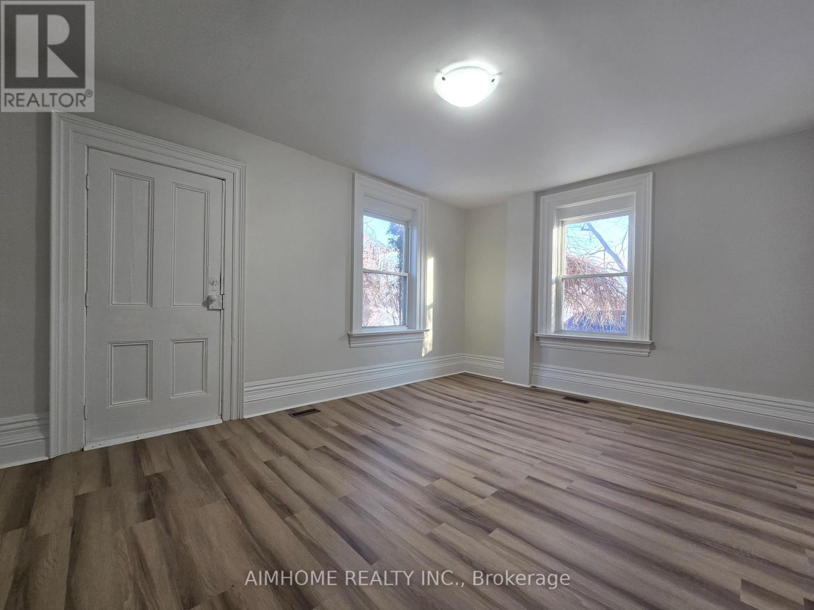 22156 Leslie Street, East Gwillimbury, Ontario  L0G 1R0 - Photo 6 - N13051040