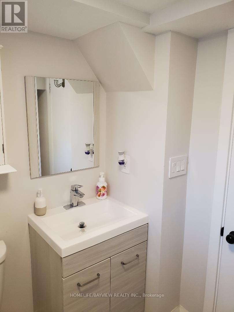 (Basem) - 100 Steeles Avenue E, Markham, Ontario  L3T 1A4 - Photo 10 - N13051046