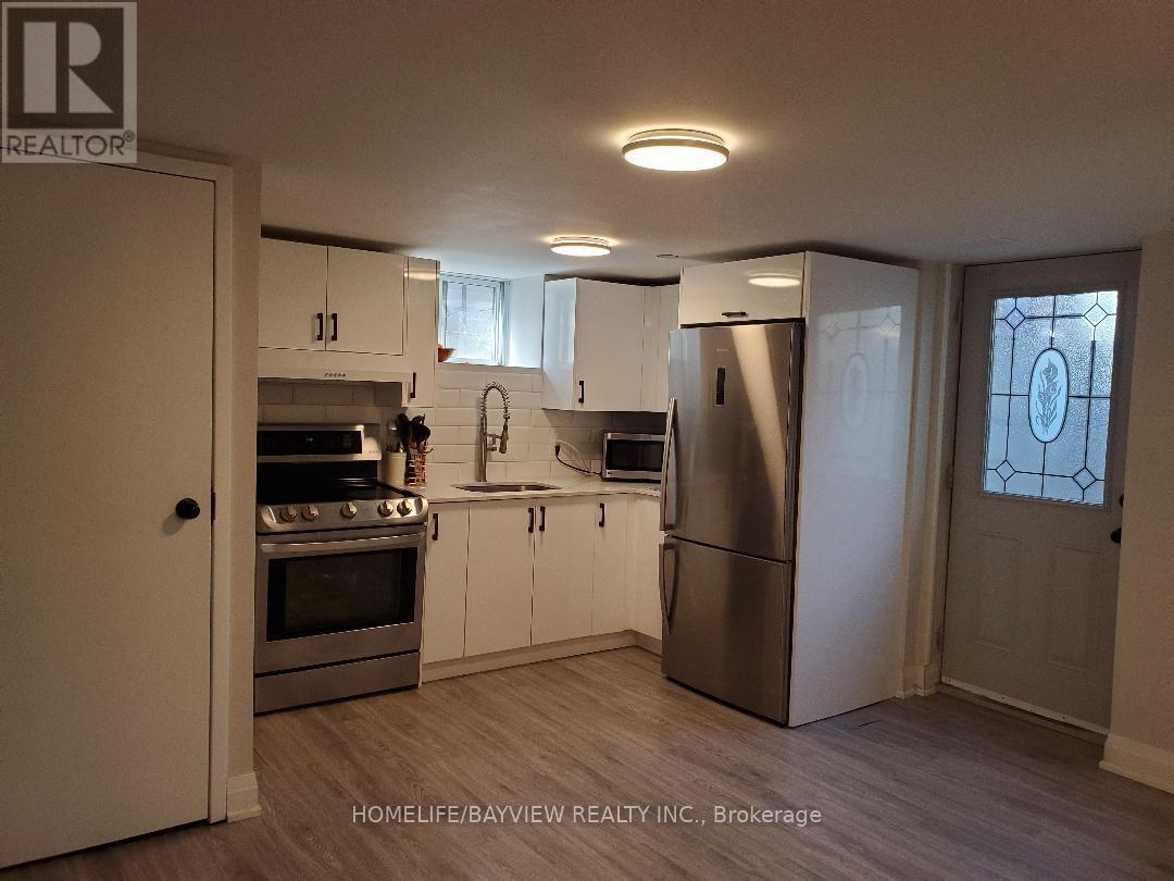 (Basem) - 100 Steeles Avenue E, Markham, Ontario  L3T 1A4 - Photo 2 - N13051046