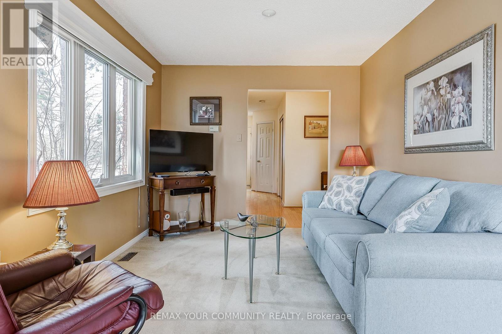 923 Caribou Valley Circle, Newmarket, Ontario  L3X 1W9 - Photo 5 - N13051086